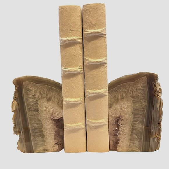 Amethyst Center Agate bookends w/ Naturally Heart Shaped Geode Center Stone (FN) - Picture 2 of 10